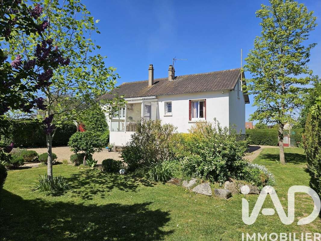 Photo 2 - Maison à BU
