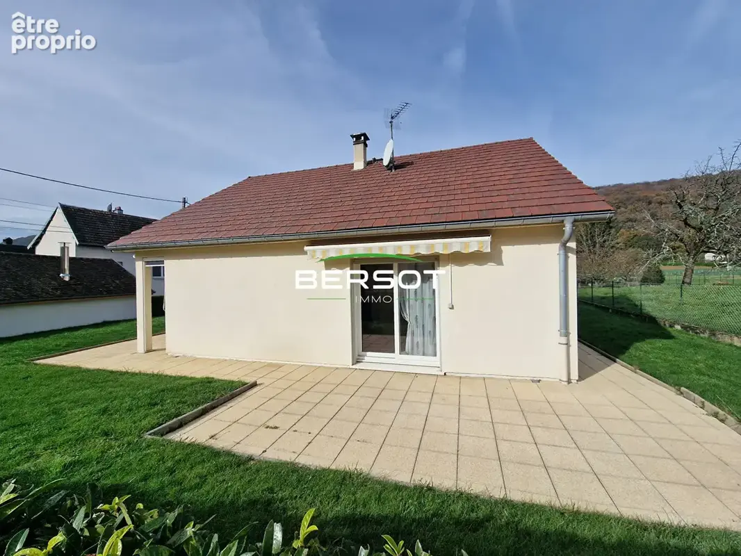 Maison de plain pied de 131 m² - 6 pièces, 3 chambres à Branne - photo 15