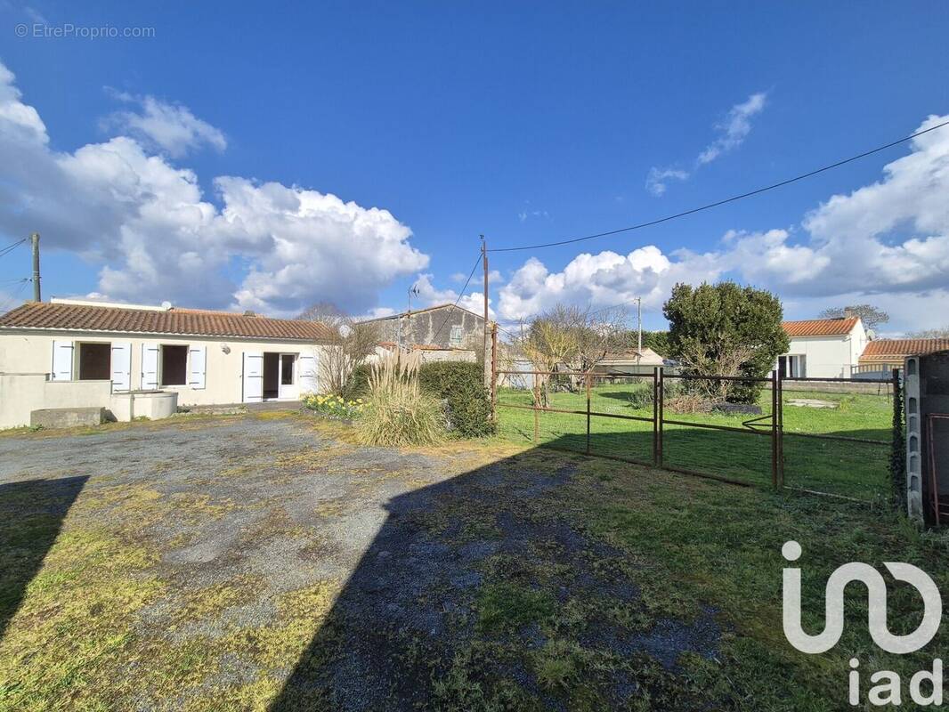 Photo 1 - Maison à LONGEVES