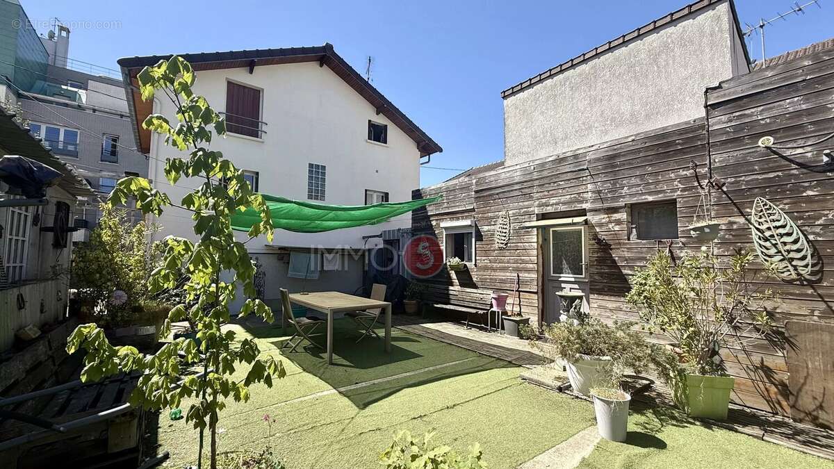 Maison à LIVRY-GARGAN