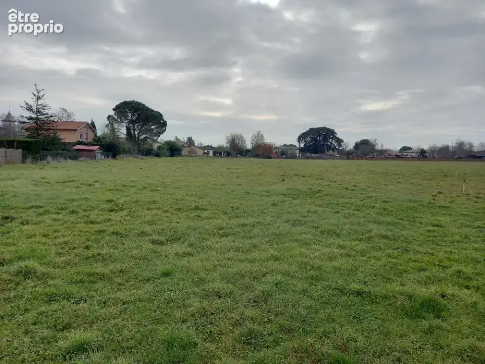 Terrain à MONTAUBAN