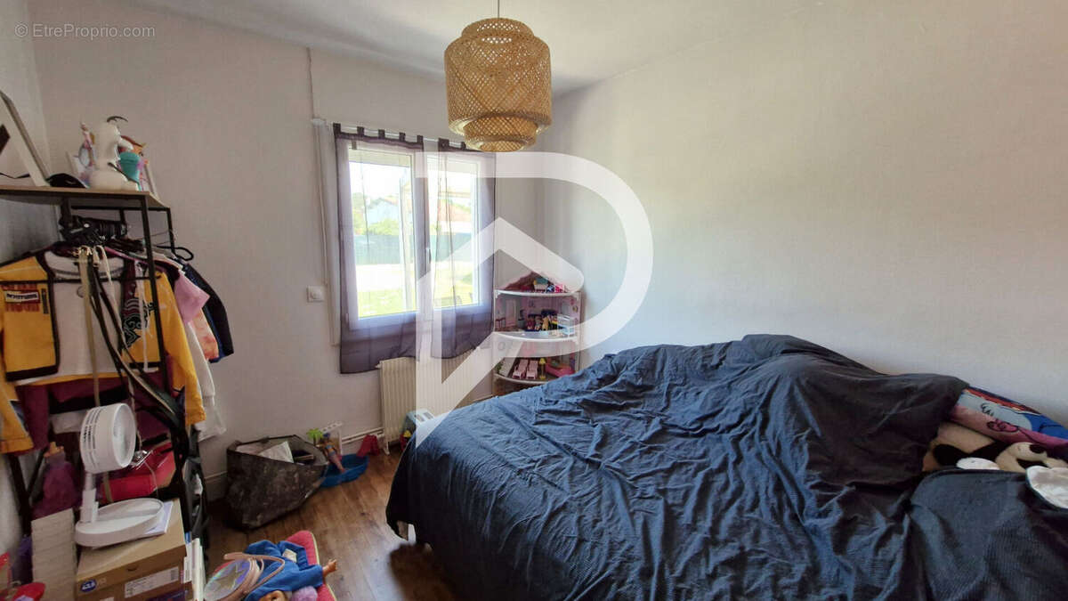Maison de plain-pied rénovée 4 pièces 89 m² centre ORTHEZ - photo 10