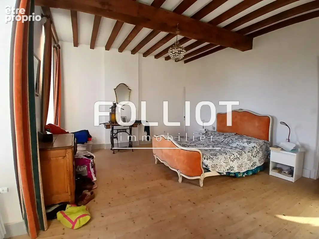A vendre - Coup de coeur assuré pour cet ancien presbytère plein d'authenticité - photo 12