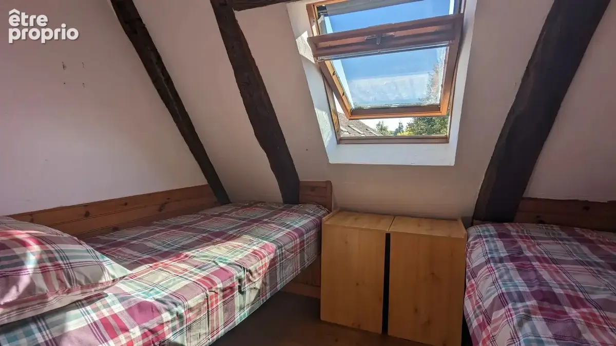 Parfaitement situé à proximité de Sarlat et Montignac - Ensemble de bâtiments avec piscine - photo 8