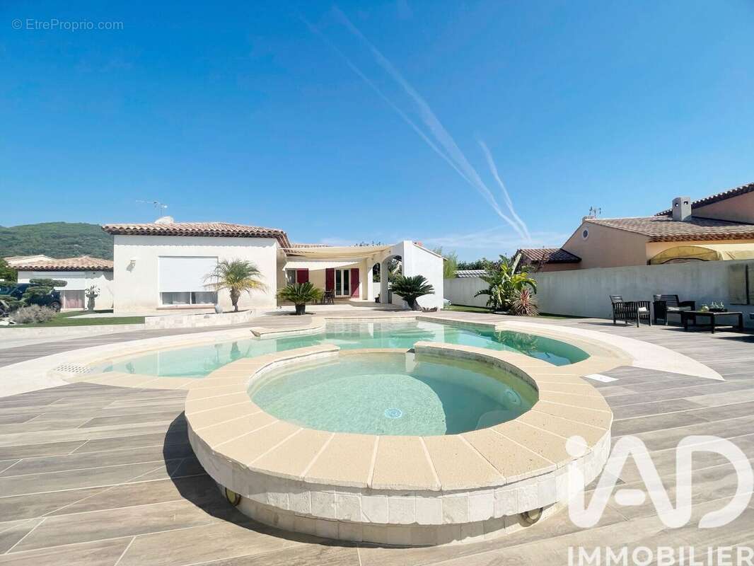 Maison 145 m² à La Farlede  - photo 4