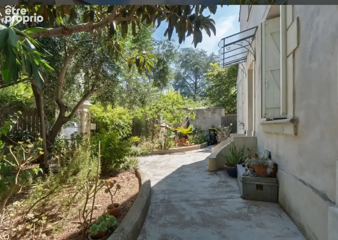 Un véritable cocon méditerranéen, insoupçonnable depuis la rue. - photo 2