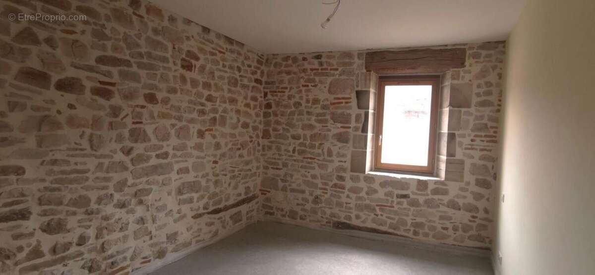 Maison à LES CABANNES