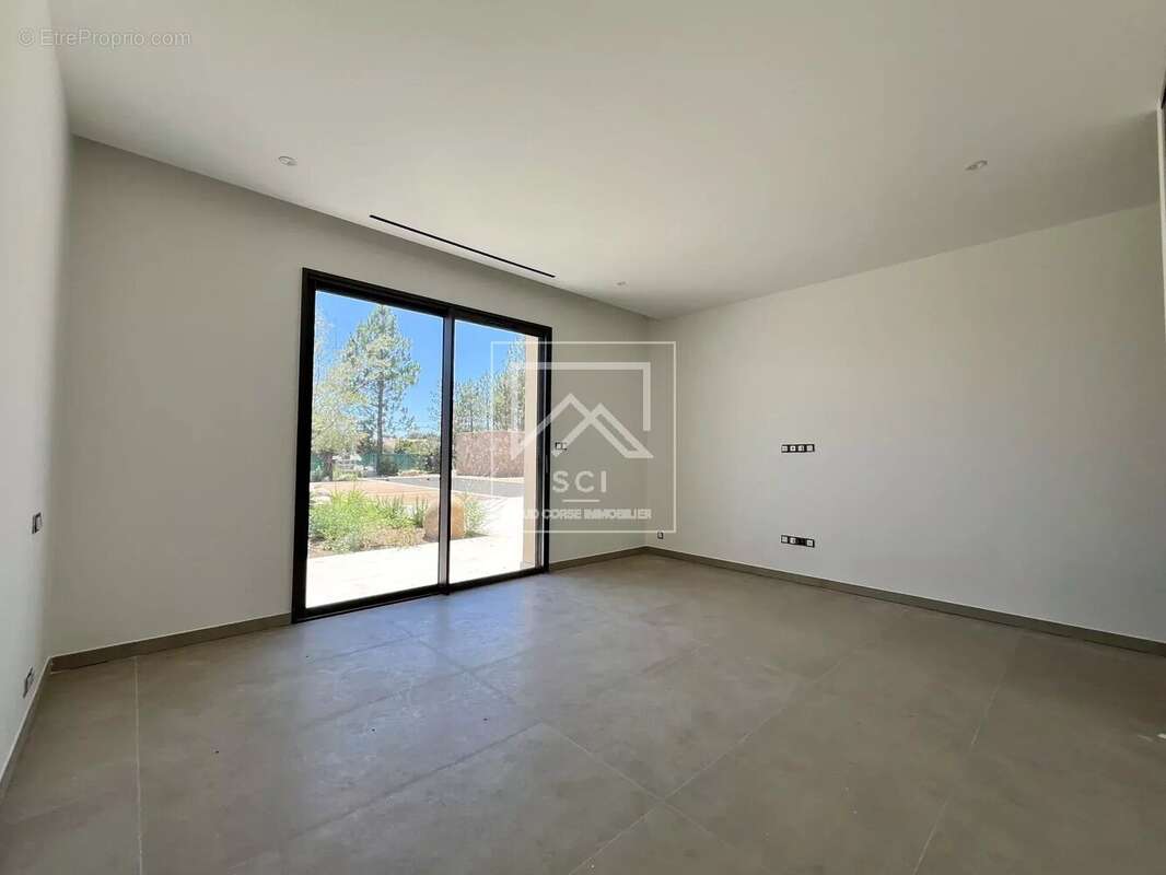 Maison à PORTO-VECCHIO