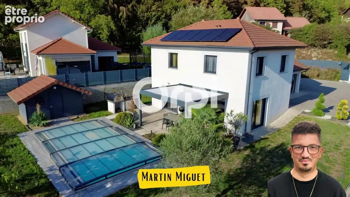 Photo Maison à Montferrat au prix de 399 000€