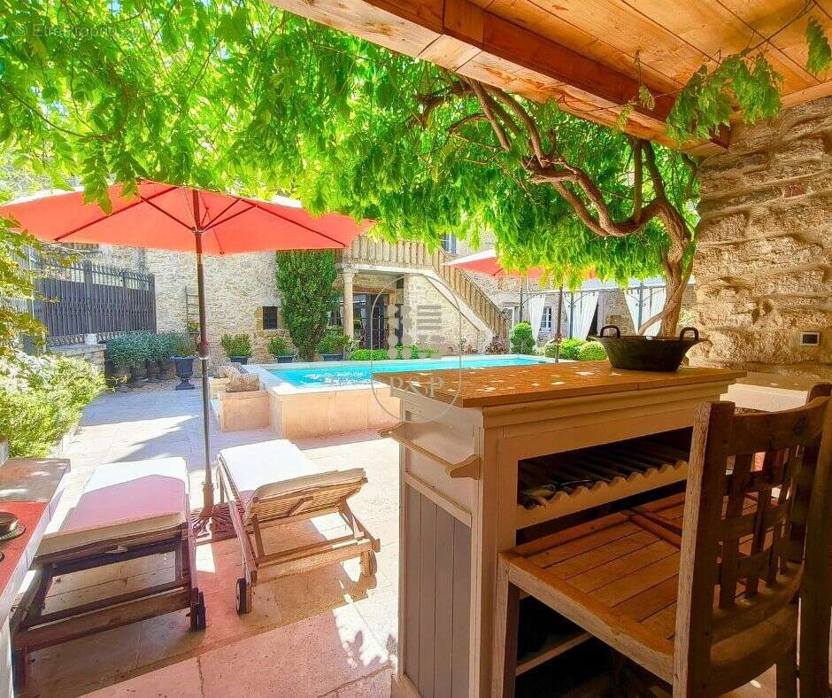 Maison à GARRIGUES-SAINTE-EULALIE