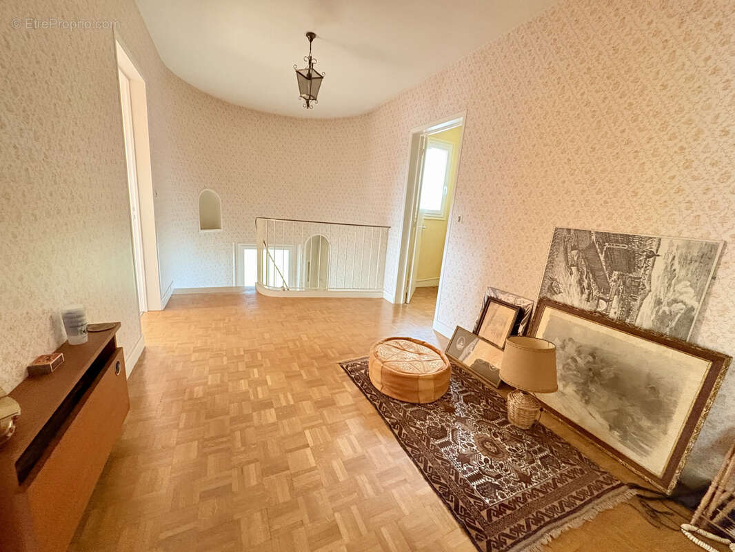 Maison à CHATEAUPONSAC