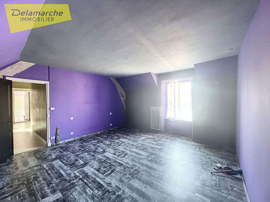 10 min AVRANCHES (50300) 10 min GRANVILLE (50400) maison à vendre à  Sartilly Baie Bocage (50530) 5 chambres , dépendances et te - photo 8