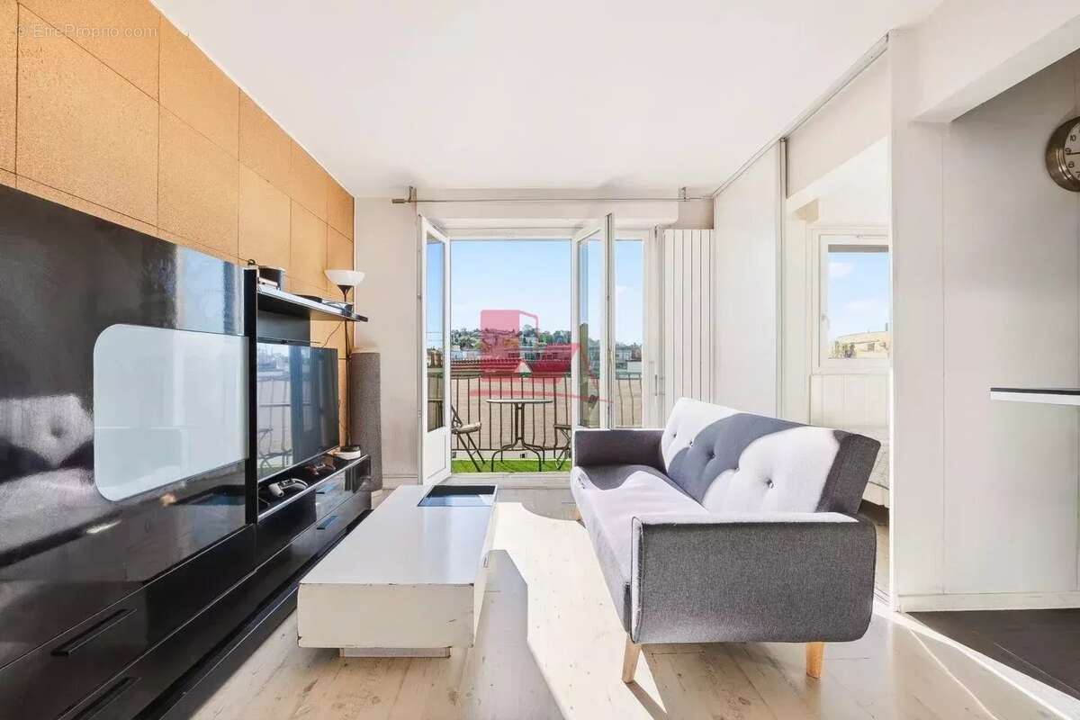 Appartement à ISSY-LES-MOULINEAUX