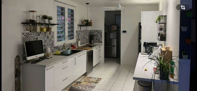 Maison à REMIRE-MONTJOLY