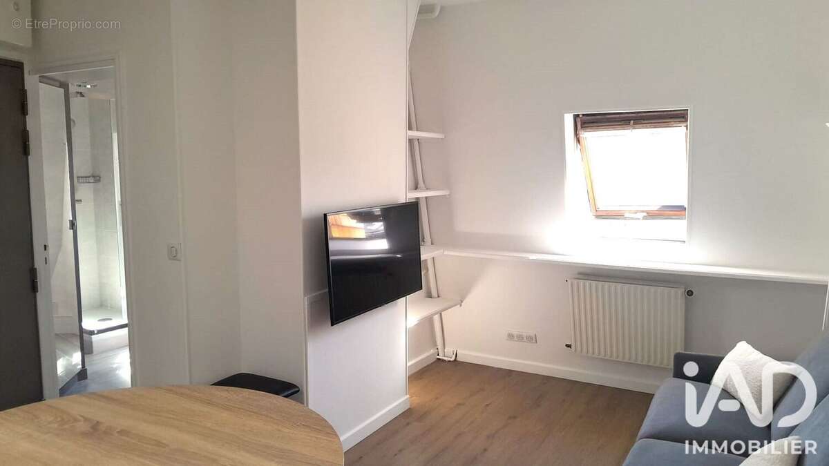 Photo 3