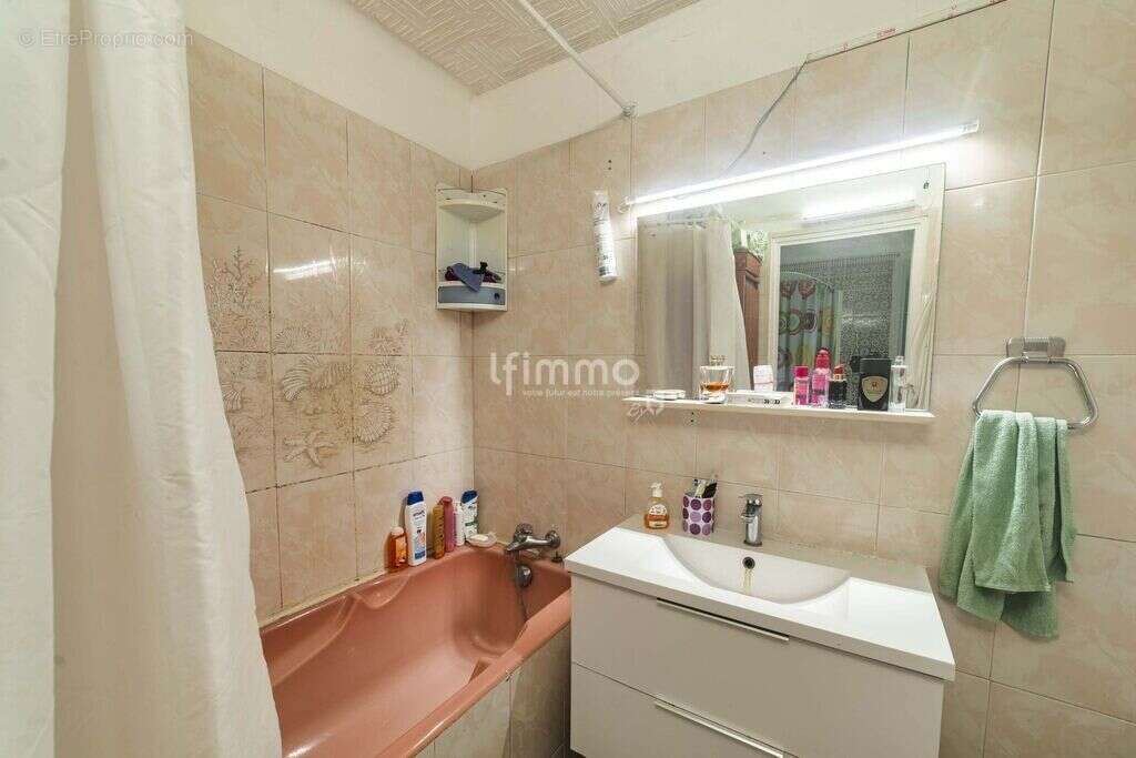 Appartement à MARSEILLE-9E