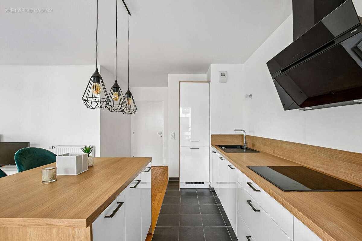 Appartement à COLOMBES
