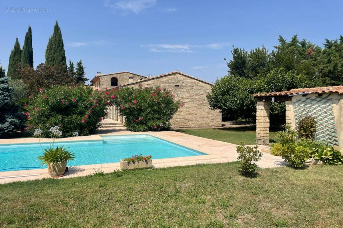 Maison à MAZAN