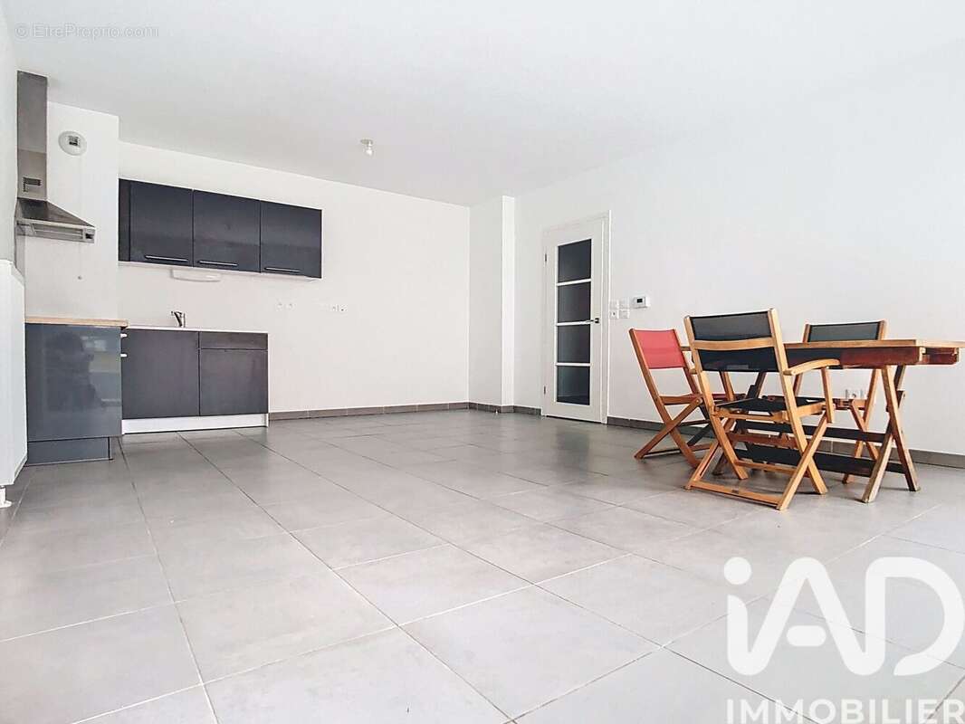 Photo 2 - Appartement à LA MADELEINE