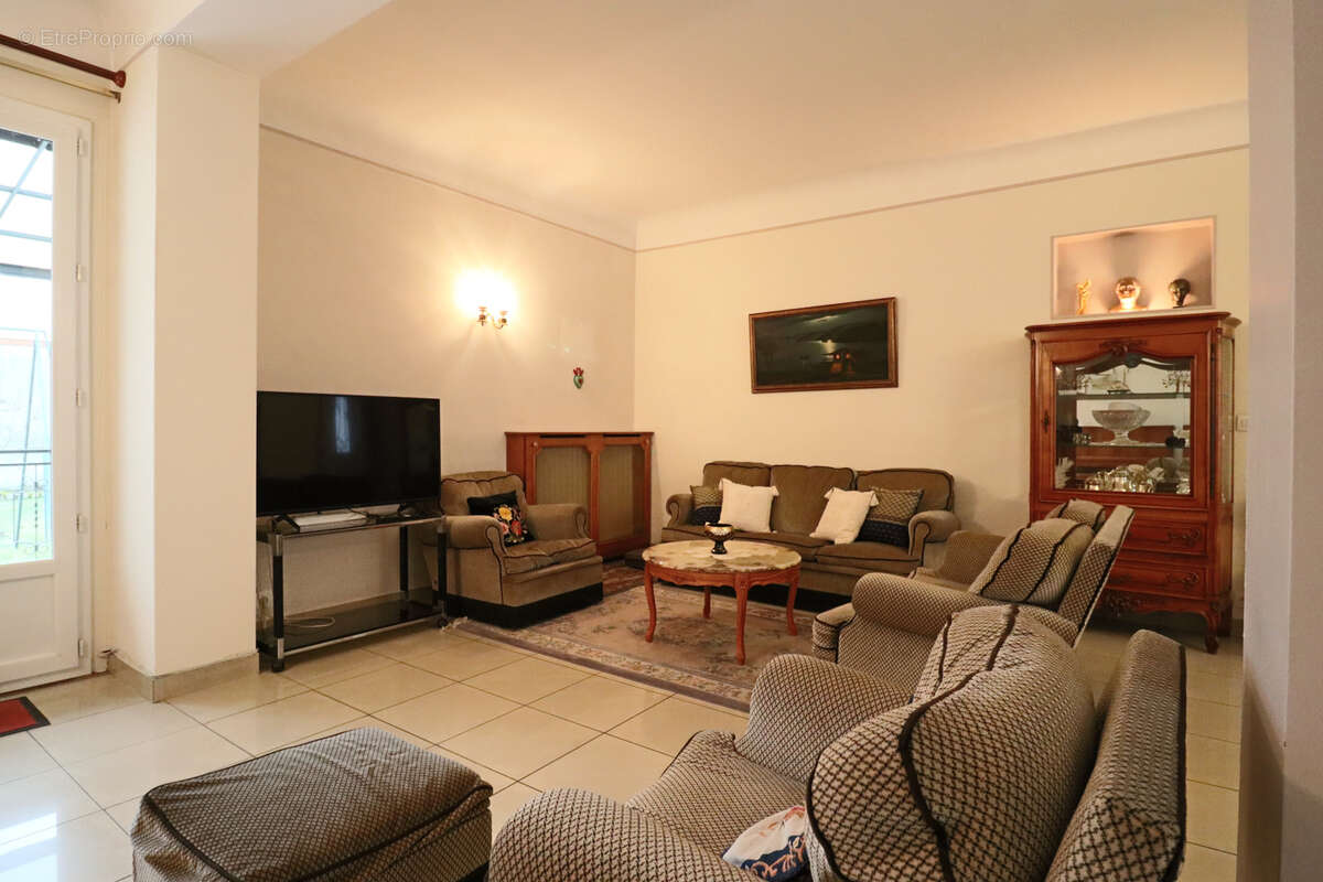 Maison à LIVRY-GARGAN