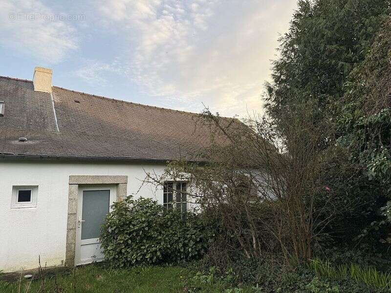 Maison 140 m² à Quimperle  - photo 8