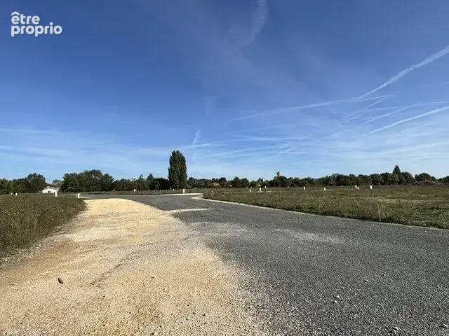 Terrain à bâtir de 433 m² à GEMOZAC (17) - photo 2