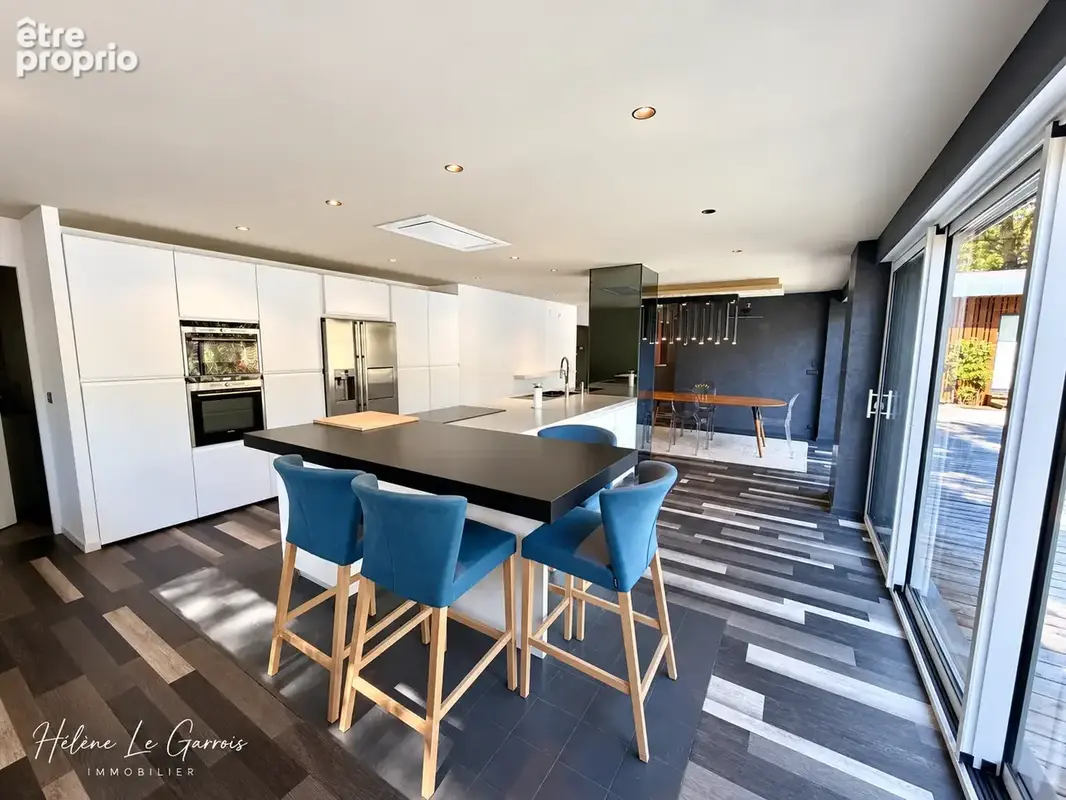 Très belle opportunité   Maison familiale contemporaine et studio indépendant sur le golf de Saint Sulpice - photo 7