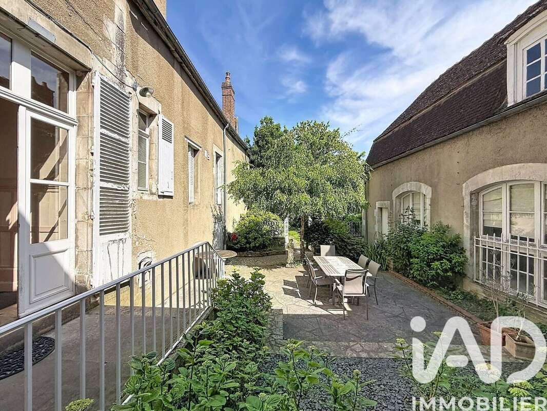 Photo 2 - Maison à AUXERRE