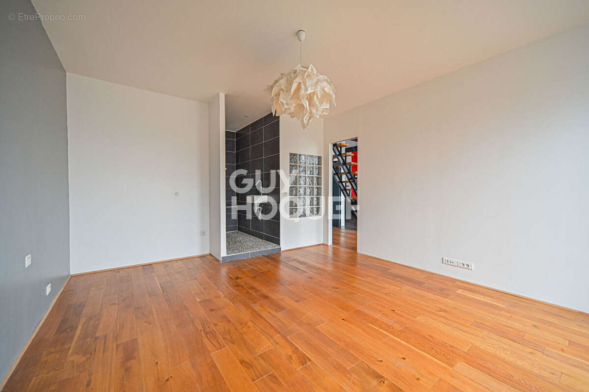 Appartement à LE PRE-SAINT-GERVAIS