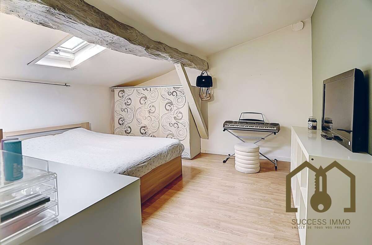 Maison 145 m² à Rignieux-Le-Franc  - photo 8