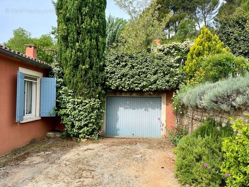 Maison à ROUSSILLON