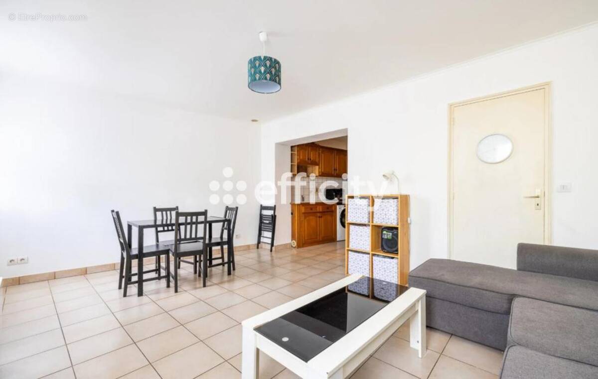 Appartement à VILLENEUVE-SAINT-GEORGES