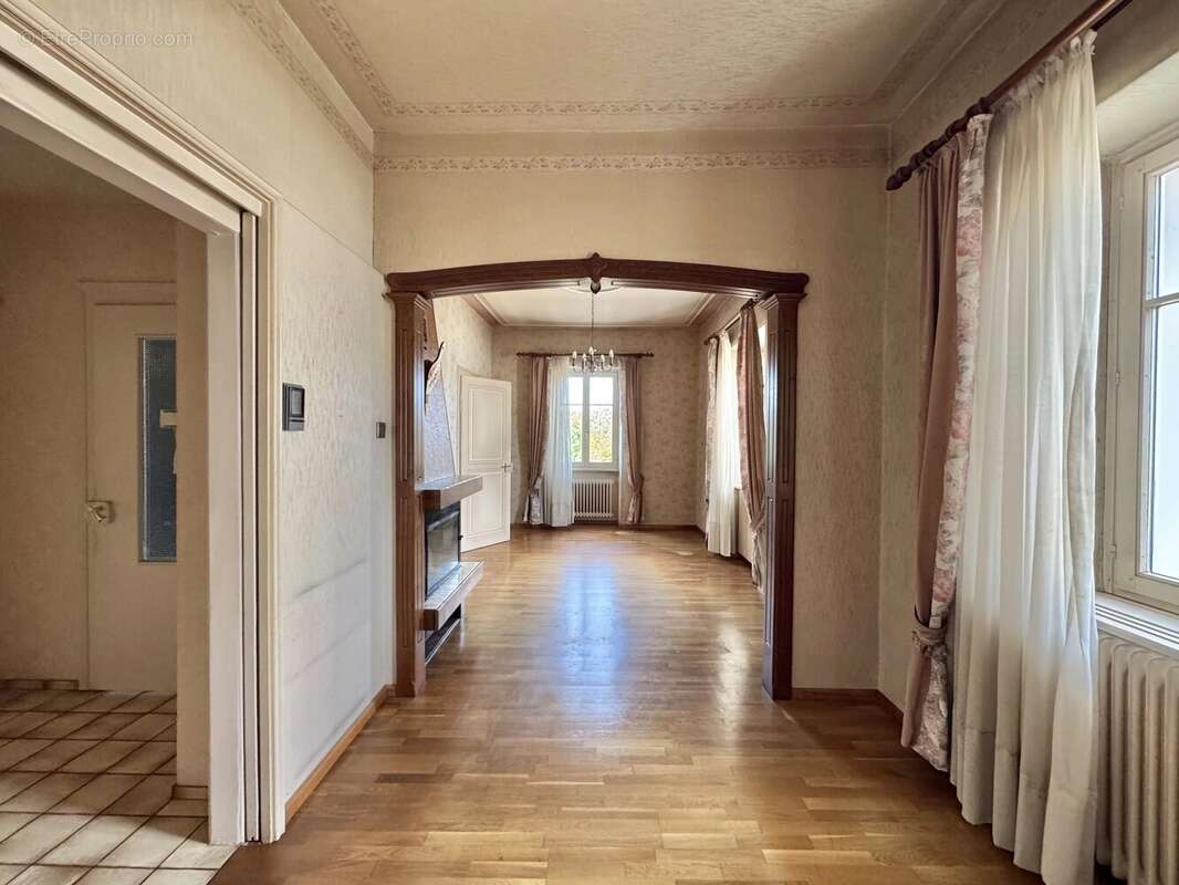 ROPPENTZWILLER - Maison avec dépendance à rénover - photo 16