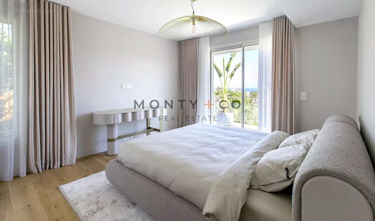 Maison à ANTIBES