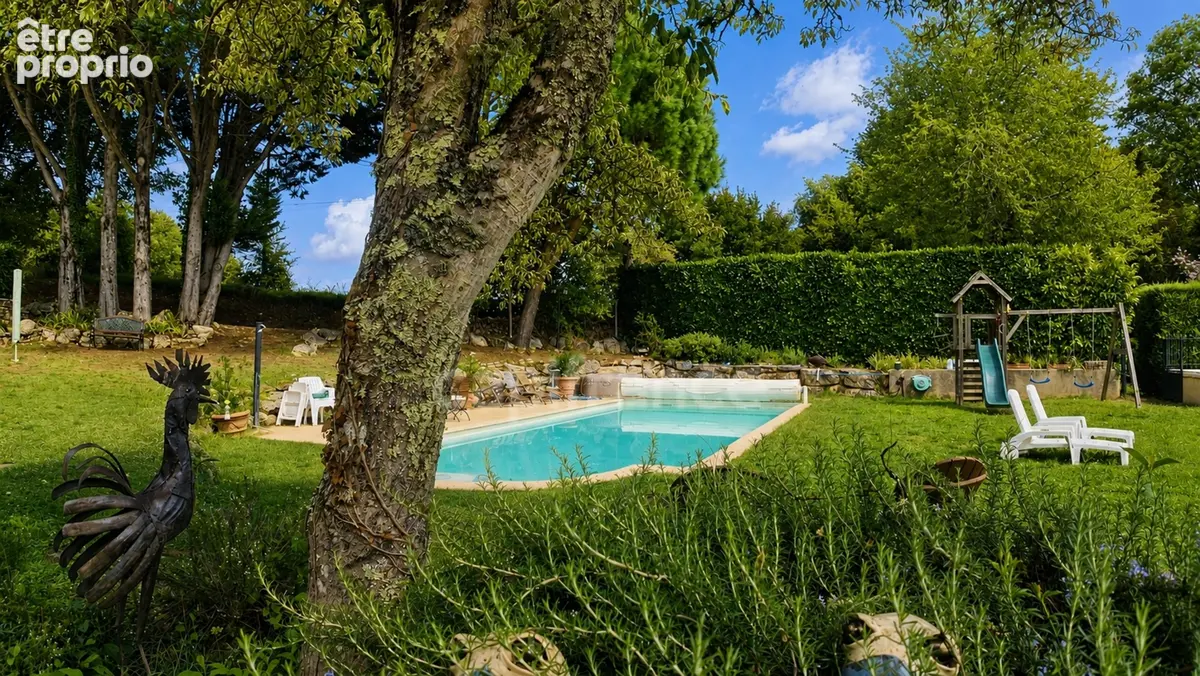 Maison périgourdine en pierre avec gîte, piscine et 1,25 ha de terrain à Doissat - photo 15