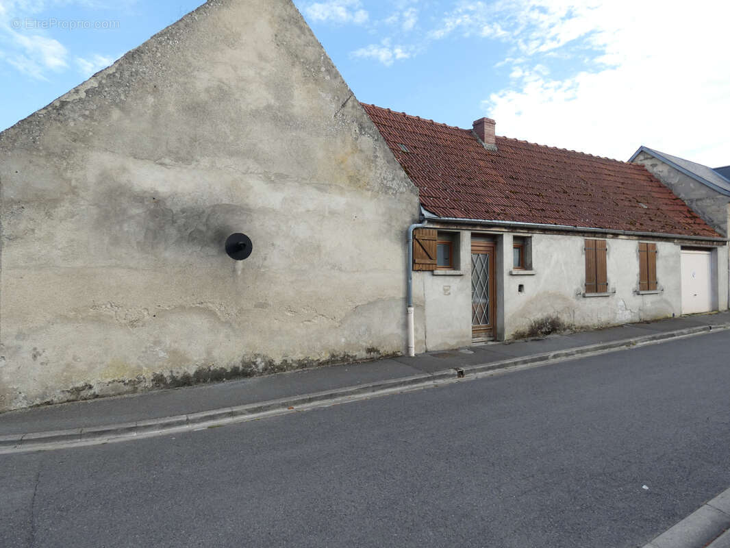 Maison à CREPY
