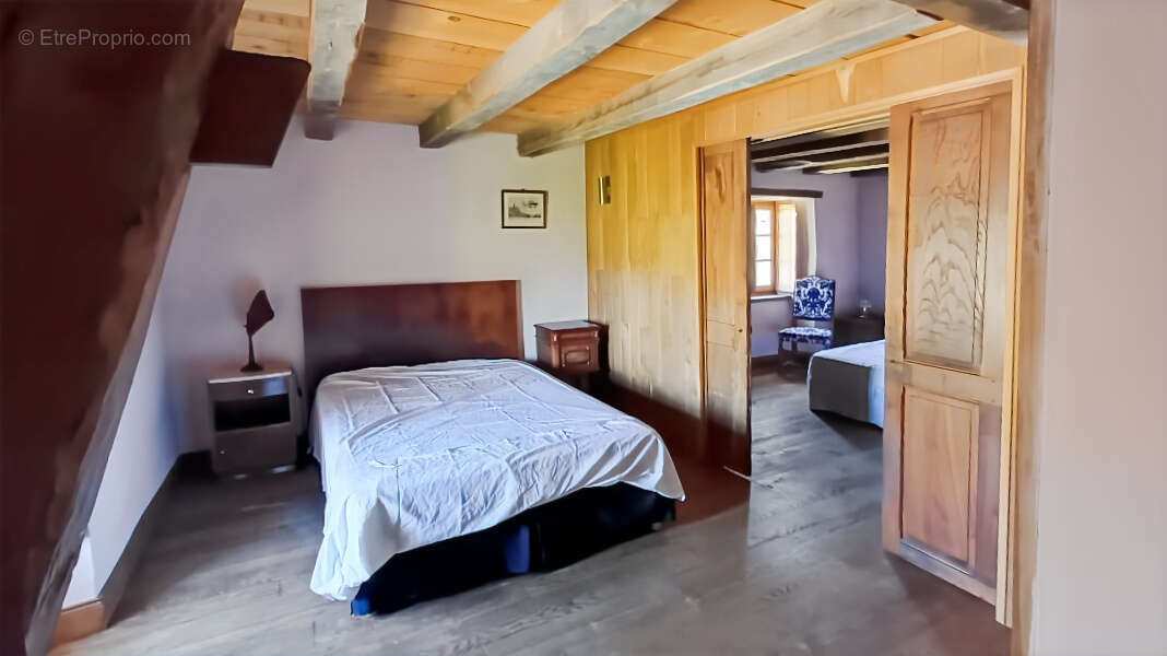 Maison à SAINT-GAULTIER
