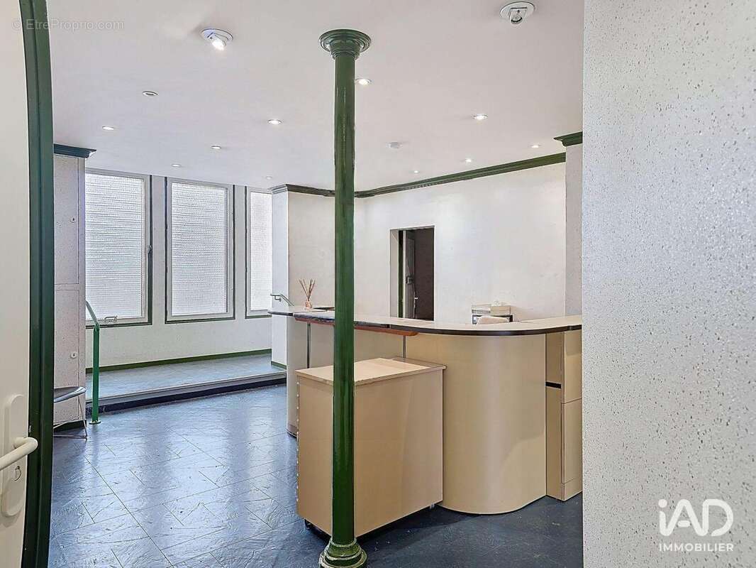 Photo 6 - Commerce à TOURS