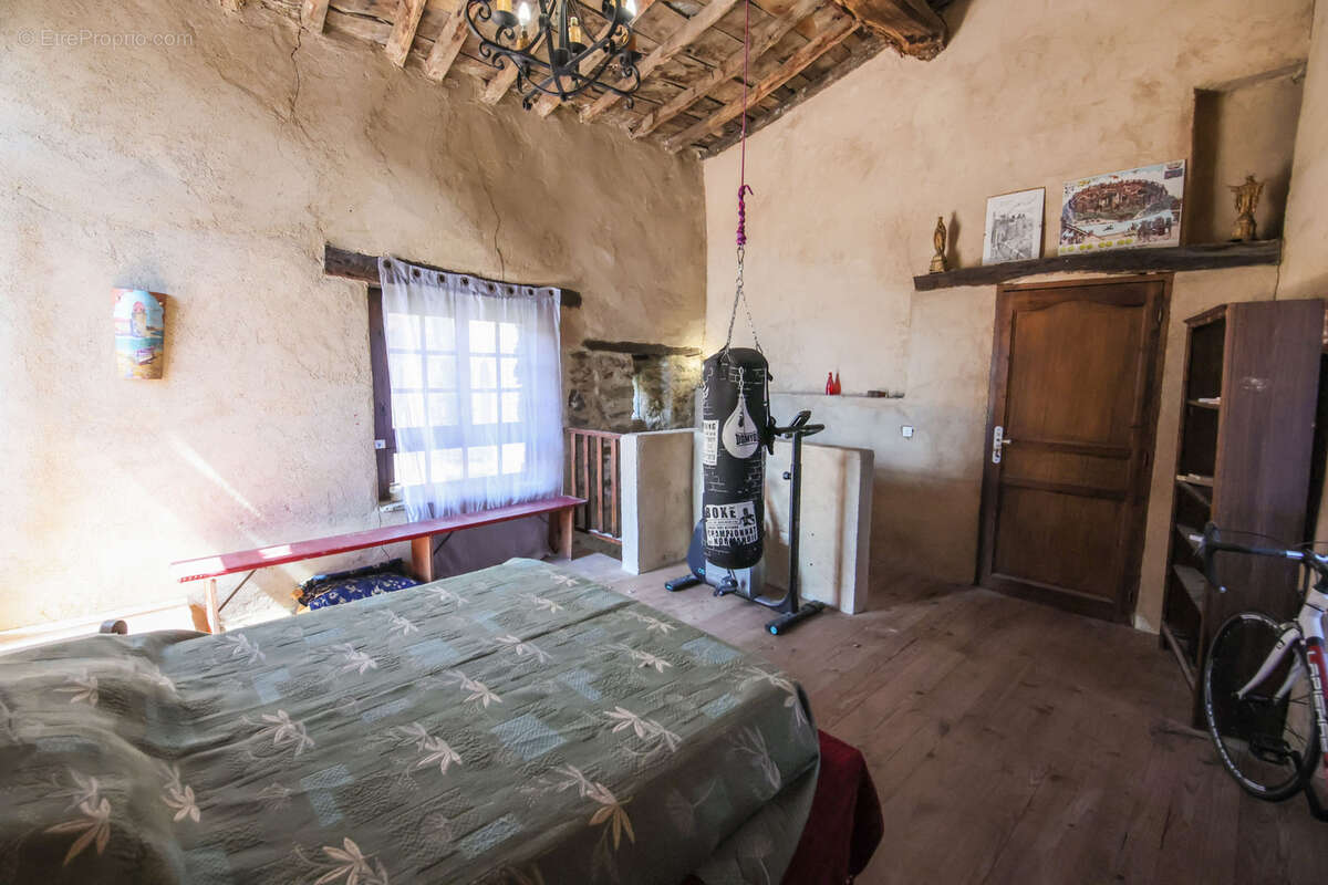 Maison à LA BASTIDE