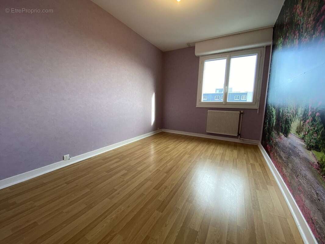 F3 bis de 80m² en étage élevé avec ascenseur ! - photo 7