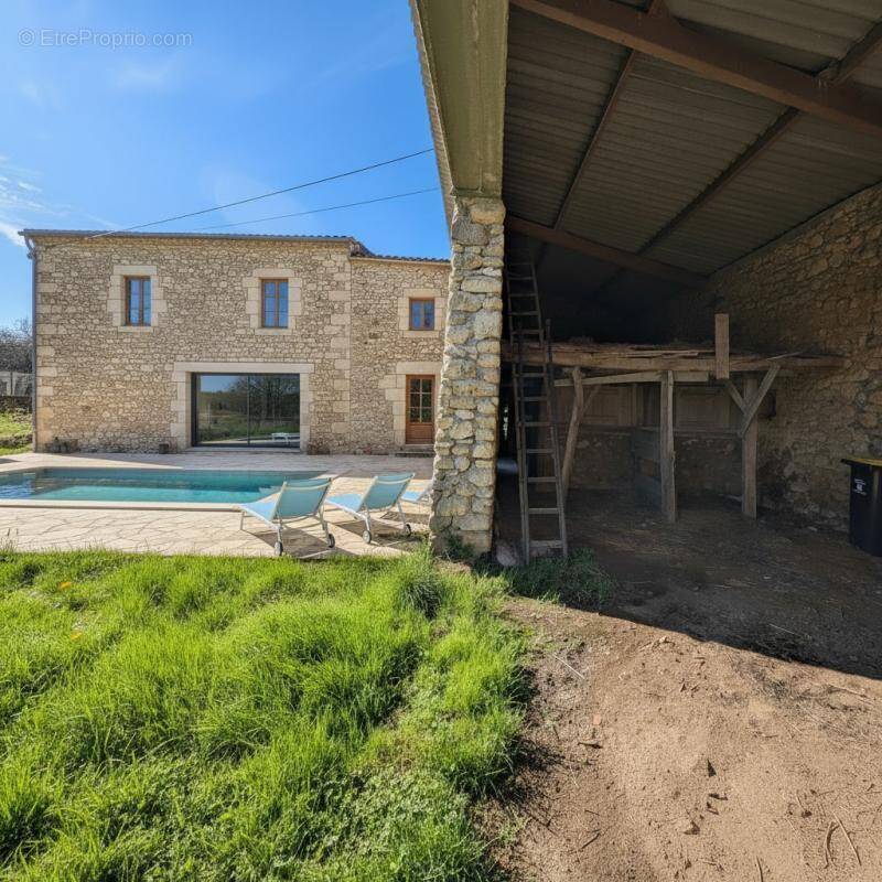 Appartement à LA SAUVE