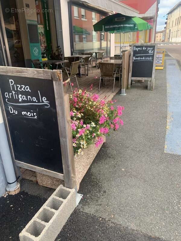 Autre à SAINT-JEAN-LA-BUSSIERE