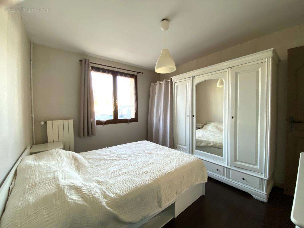 Maison à ROSNY-SUR-SEINE