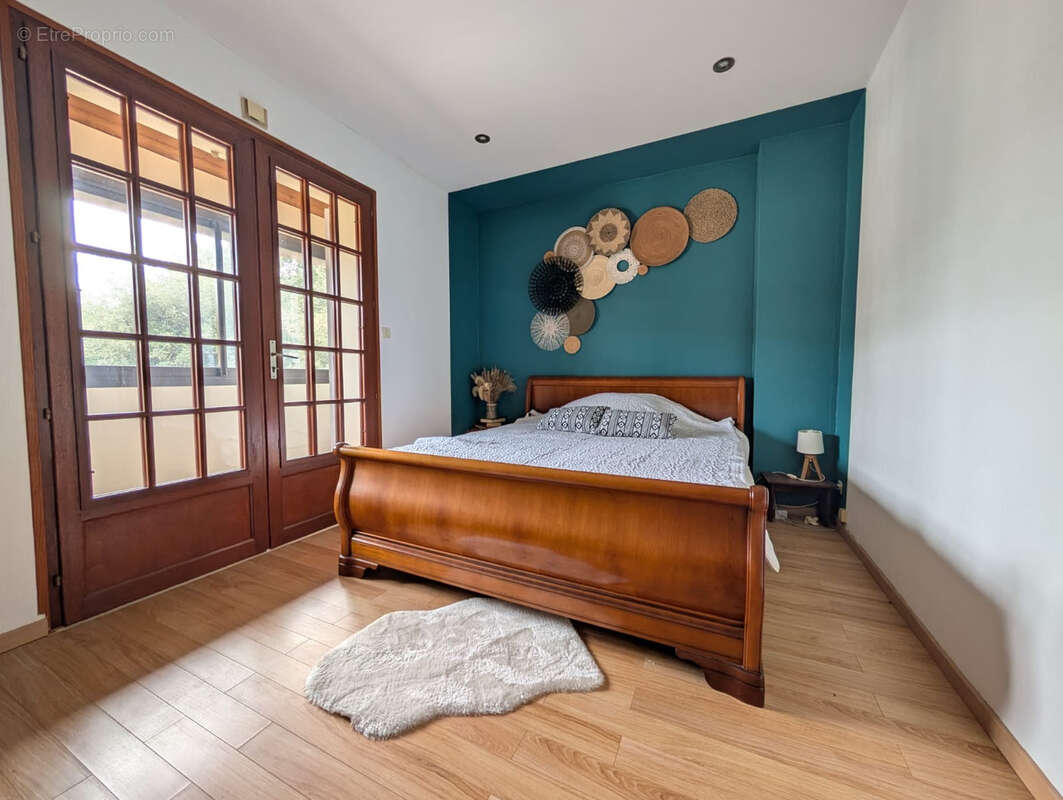 Maison à SAINT-MICHEL-CHEF-CHEF