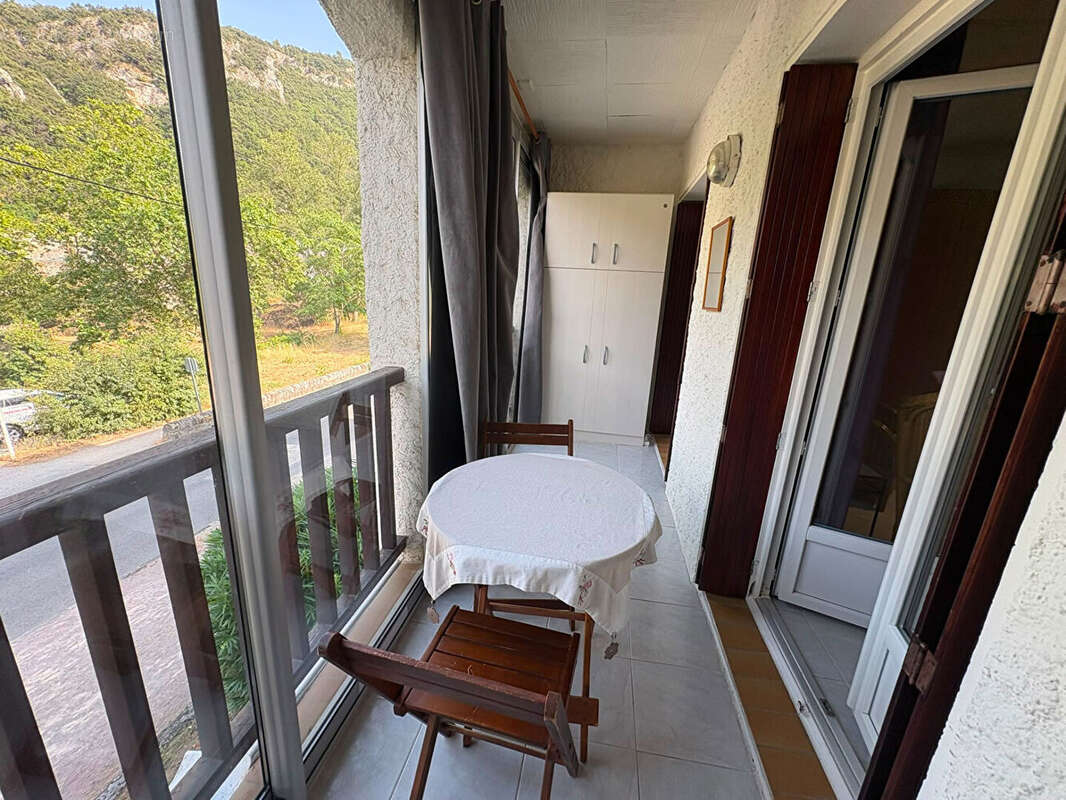 À vendre ? Charmant studio T1 bis avec véranda à Amélie-les-Bains - photo 5