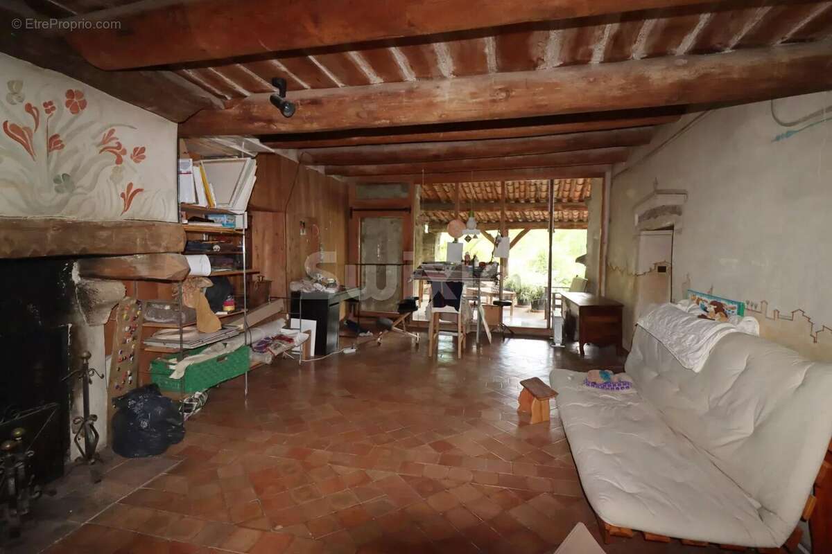 Maison à CORNILLON-SUR-L&#039;OULE