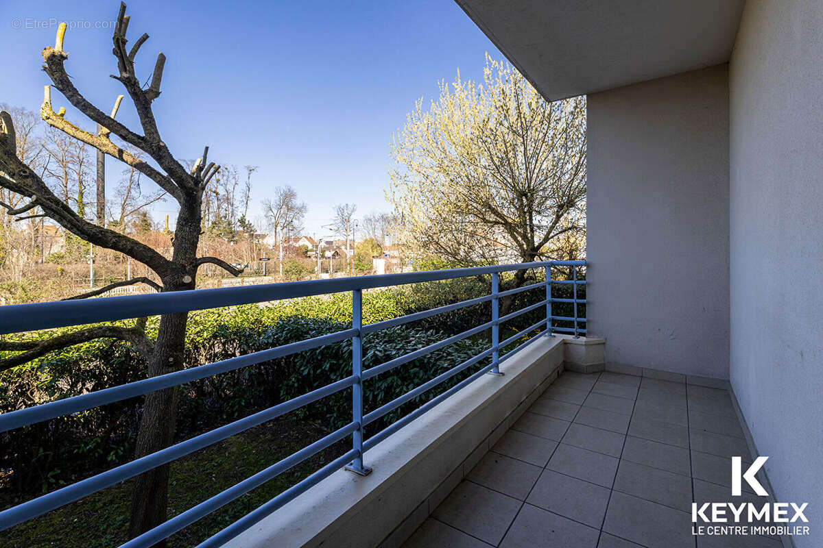 Appartement à LUZARCHES