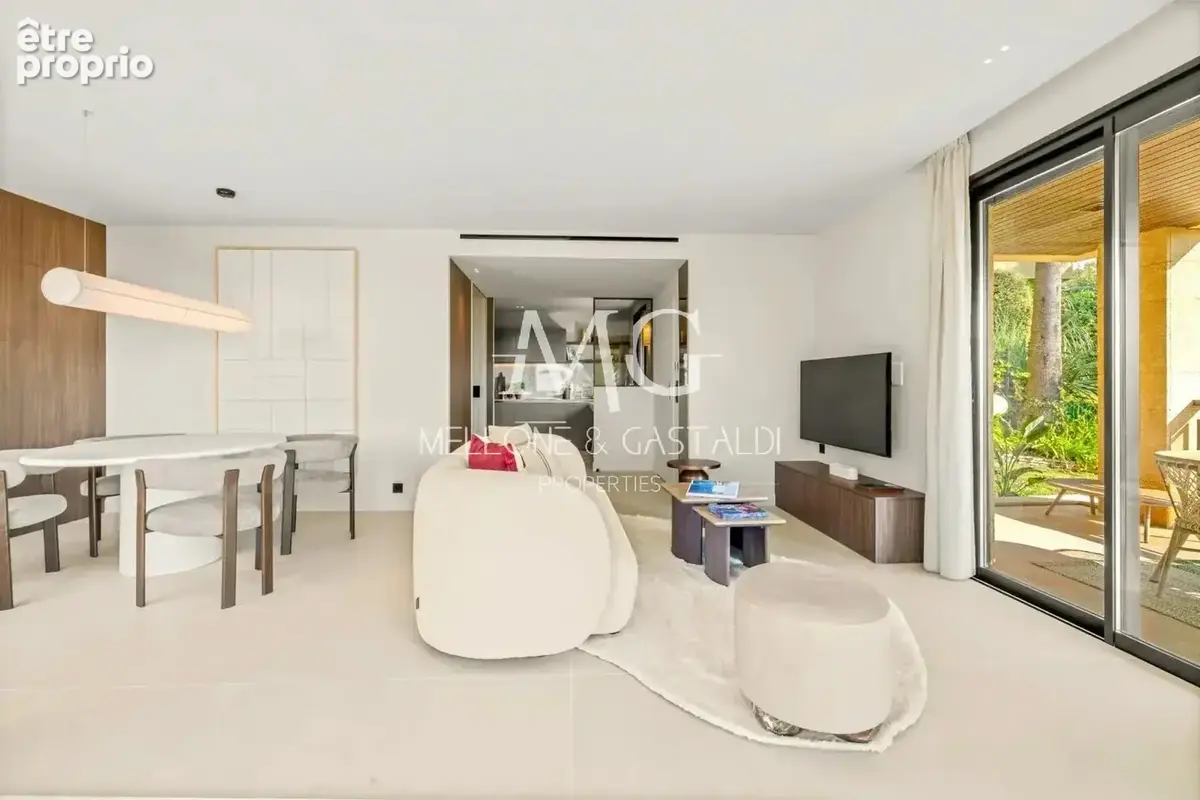 Cannes eden – 3 pièces rénové – vue mer – terrasse & jardin – piscines – tennis – garage - photo 8