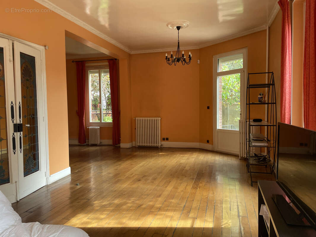 Maison à SUCY-EN-BRIE