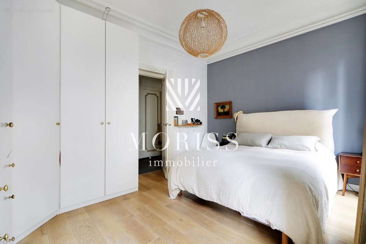 Appartement à PARIS-9E